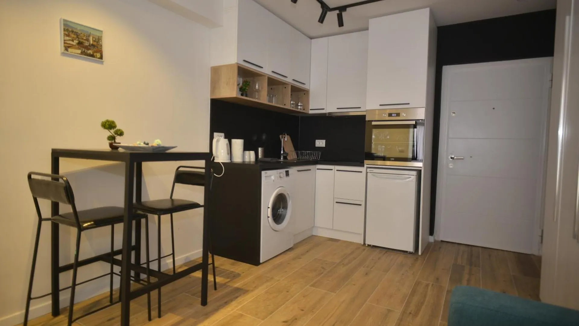 Tirana Accomodation Premium 0*,  Albania