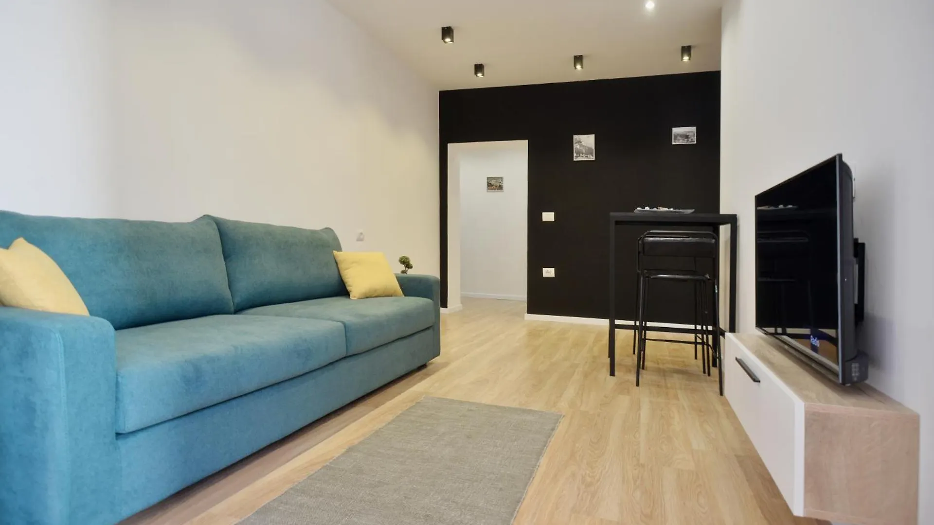 Tirana Accomodation Premium